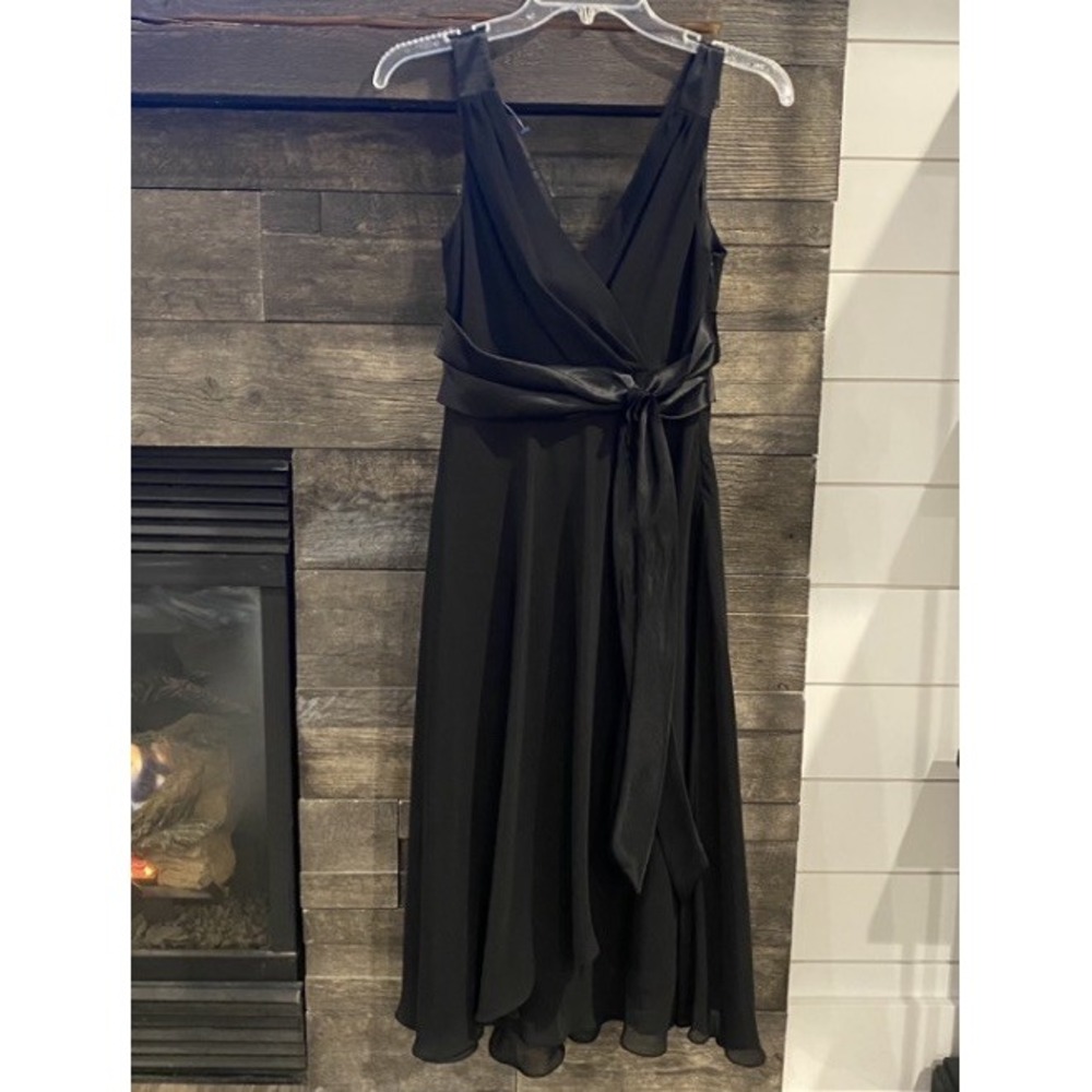 Womens 6 EVAN PICONE Dress Black Chiffon Midi Pleated Babydoll Cocktail Evening